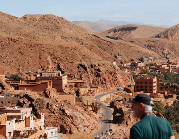 Kameel trekking in de Sahara – Een adembenemend woestijnavontuur: Ervaar de magie van de Marokkaanse woestijn